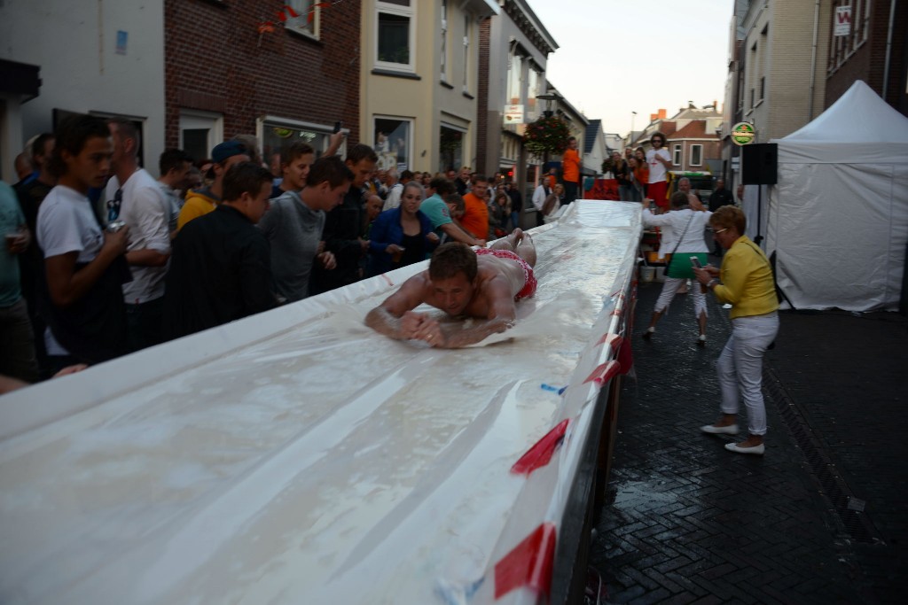 ../Images/Donderdag kermis 529.jpg